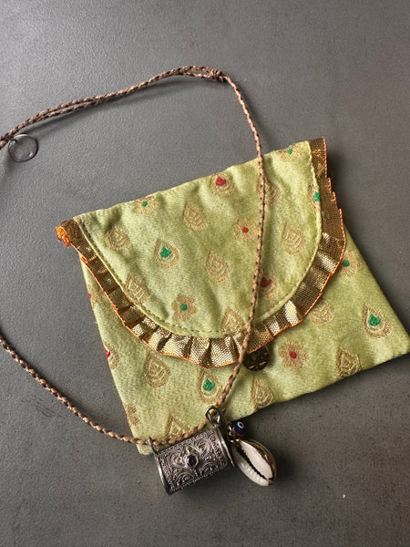 HEAVEN beach club  - améthyste été 26